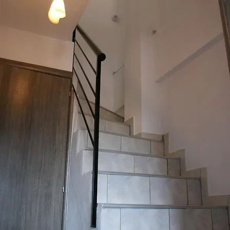 Dino's Maisonettes בית נופש