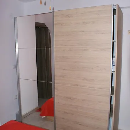 Dino's Maisonettes בית נופש *